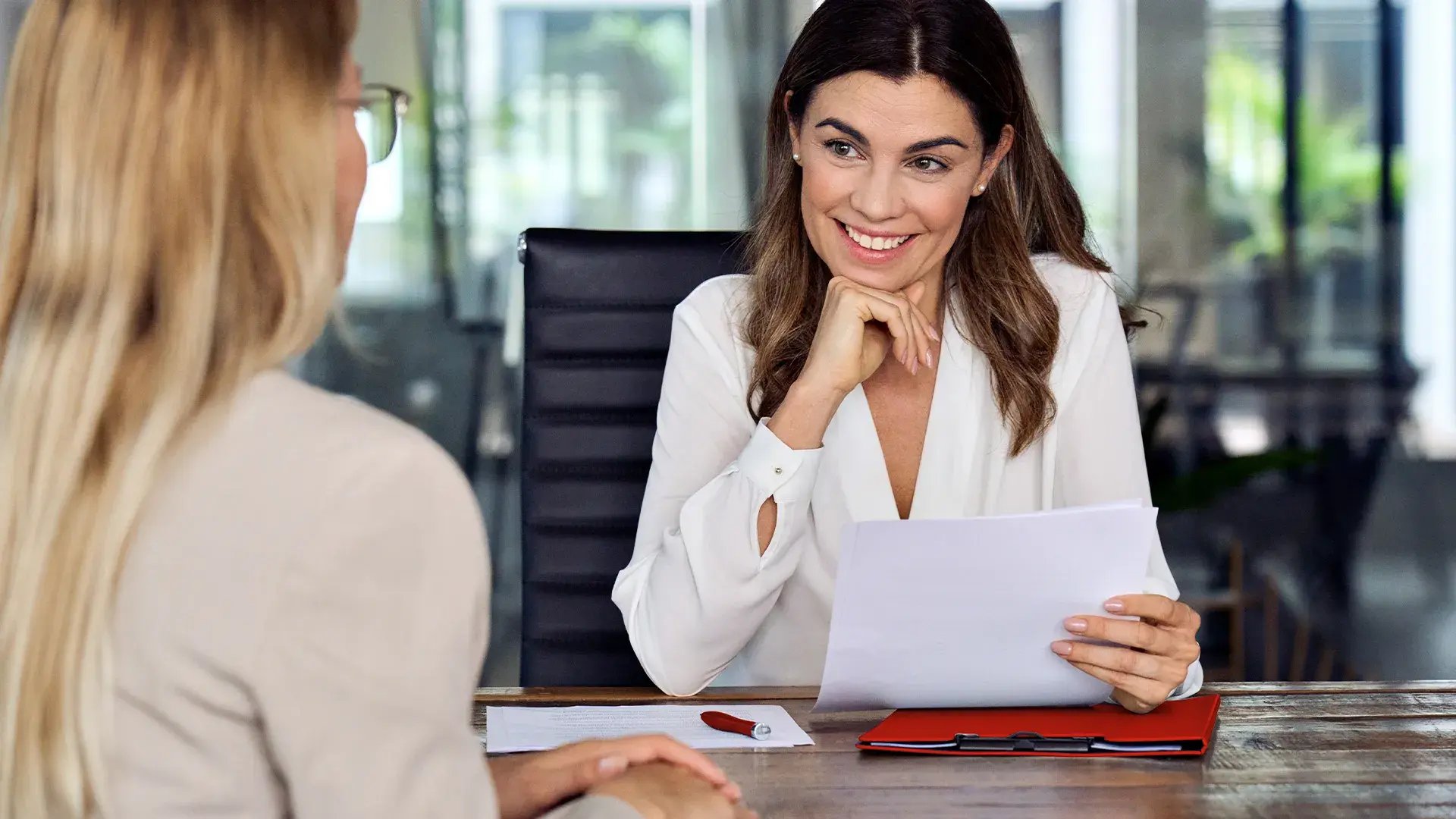 mediadora-com-cliente